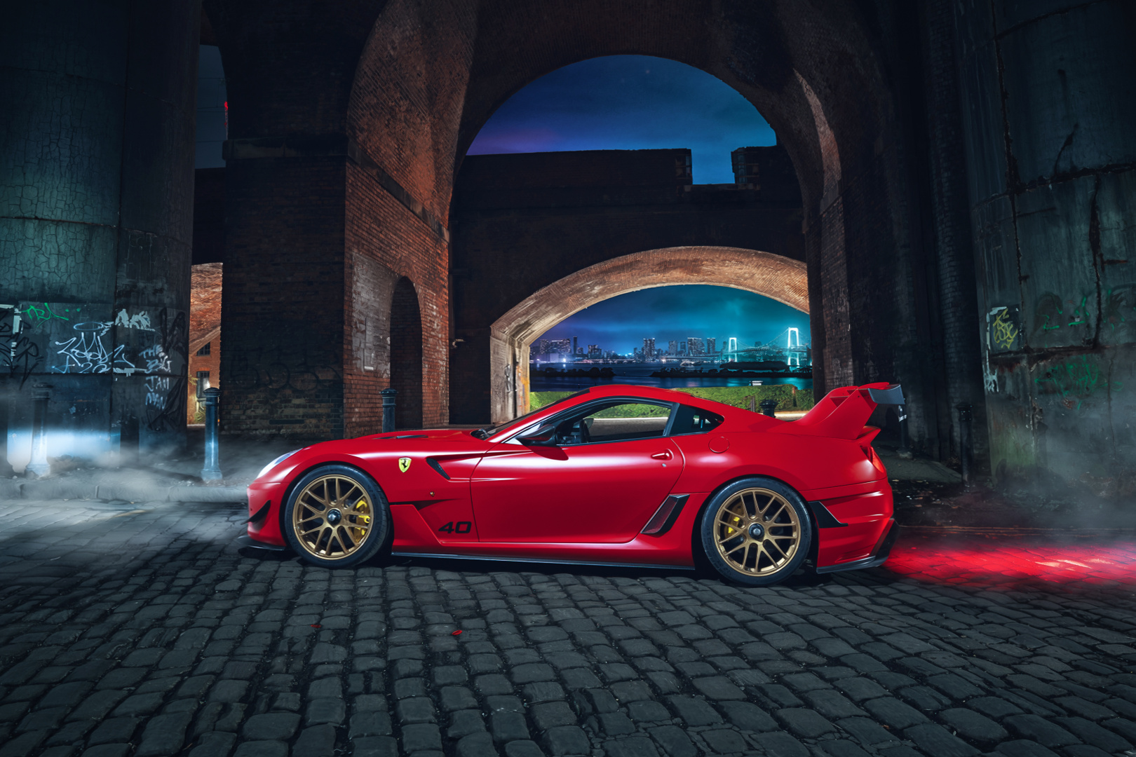 SMALL_XXT outdoor night side